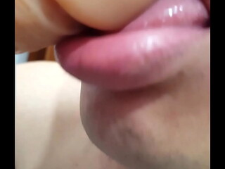 Que delicioso un pene en la boca