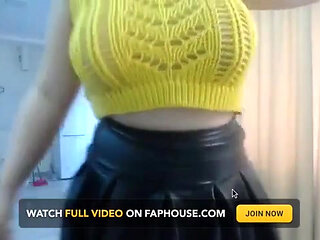 Wanna Custom Vid with Me? Wait Uuu