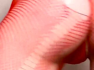 Twerking Juicy Round Ass Shaking Right in Front of Your Face