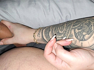 Tattooed step mom saw stepson 9 inch of dick and handjob him