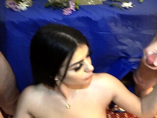 Streaming big cock close ups