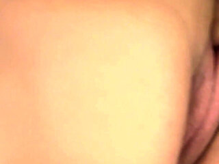 I Fuck My Real Estate Consultant in Exchange for Lowering the Price on My Rent, I Fill Her Pussy with Milk