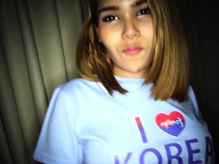 Cute ladyboy knows how to satisfy a guy