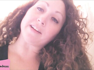 Goddess Amanda's Dirty Talk & Pissing Fetish - Shaved Pussy MILF in Bathroom