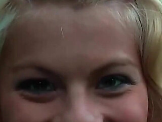 Beautiful blonde does outdoor blowjob
