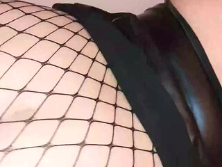 Dressed in Black, Ready to Fuck and Get Cumshot Inside Her Pussy