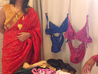 Sunisha Bhabhi Fucked by Bra Seller in Exchange of Bra