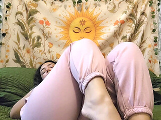 Delicious masturbation after a long day