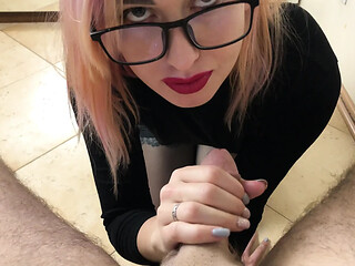 Hotty teacher gives a hot after-school blowjob to her student