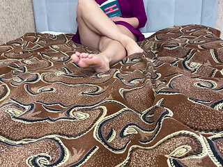 Jerking Creamy Pussy Through White Panties