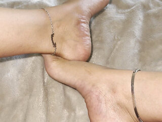 Horny Hairy Mixed Latina Hands Free Dildo Foot Play