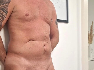 Milking Helsing Hands.i Love Igor Face, Handjob From 4 Min Cumconteol Gay Handjob