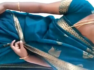 Tamil aunty showing all