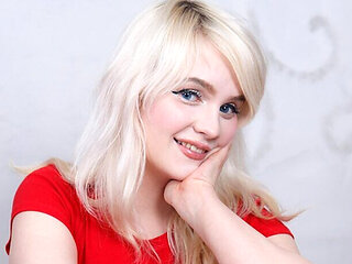 Coroline Prettyface Chubby Teenager Naked in Casting