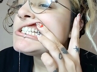 NEW FETISH QUEEN