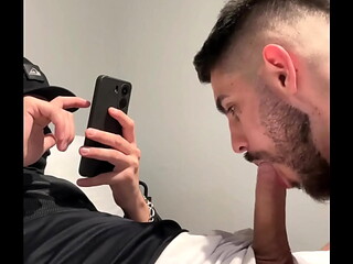 H&Eacute_TERO JOGADOR DE FUTEBOL PAUZUDO METE NO SIGILO AT&Eacute_ GOZAR. - FREE