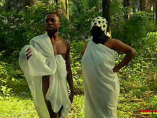 OUTDOOR PORN: Fucking Naughty EX GIRLFRIEND in the bush