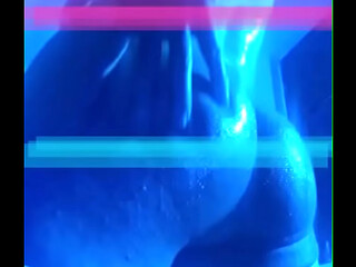 Trans Eroticsacrifice con disfraz de sirvienta sexy