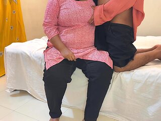 Teen 18yo Wearing Glasses Hot Stepmom in Stepson's Bed at Midnight Cheating on Husband!