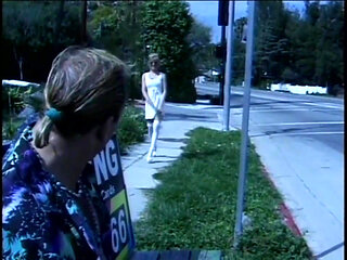 Skinny MILF Knows Well How to Handle It