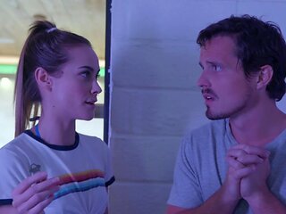 Hot Tub Hopping With Robby Apples, Aryana Adin - Brazzers