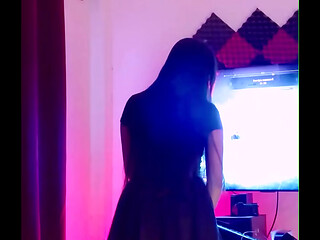 Tu t&iacute_o sali&oacute_ y estoy muy aburrida