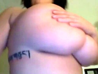 Leanne Crow's Big Natural British Tits on Webcam