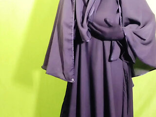 Beautiful Amena Bhabhi has sex indoors wearing a burqa and hijab