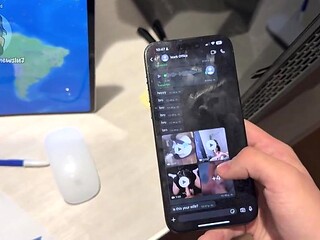 Spanish MILF reveals her nympho side