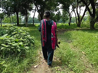 Hot Village Desi Bhabhi Sex Today Met in Forest Park - Bhabhi Meri Dost