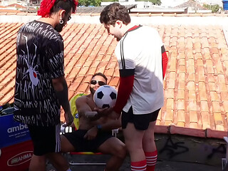 Pr&eacute_via - Jogadores Heteros Fazem Brotheragem No Sigilo Durante Copa! Cinquenta Tons de Verde e Amarelo- O FILME (COMPLETO NO PREMIUM)