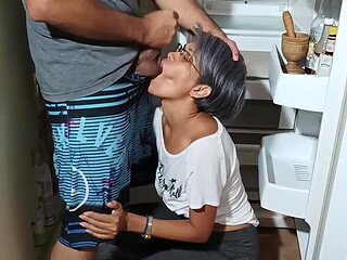 My step father leaves me taking care of his wife and I end up fucking her many times - Porn in Spanish.