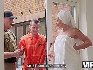 A Young Robber Is Fucking A Milf With Big Tits As His Life Depends On It