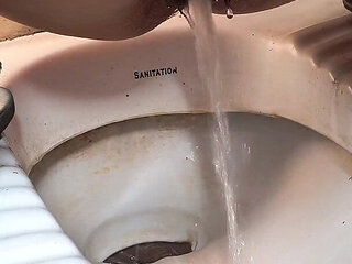 Beautiful Bhabhi Pissing Full Pussy Close-up Video