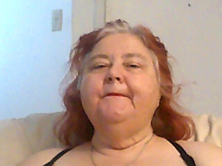 Mini Lipstic Chat Dressed