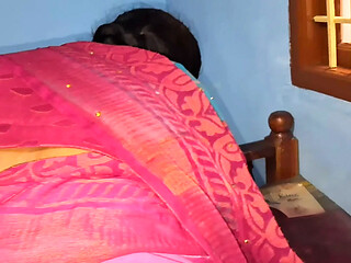 Desi Tamil aunty shows off big ass while giving a hot blouse job