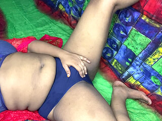 Desi Marathi Indian Girl Showing Big boobs Fingering Bhabhi