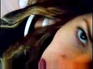 Amateur brunette from Argentina gives a delicious blowjob