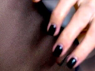 Alexa Creed Is Tearing off Her Nylon Pantyhose! Watch Her Destroy Her Nylons and Get Teased by the View!