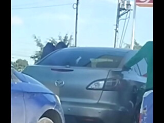 Follada extrema en el auto