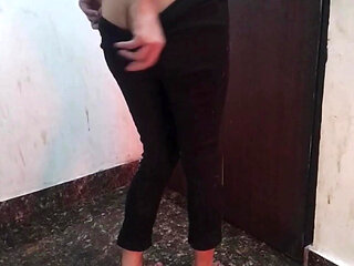 X video dikha kar step sister ko pela