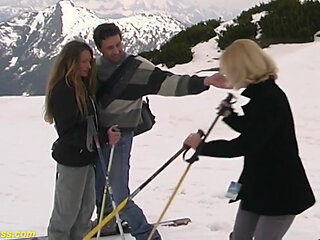 Anal fuck therapy in the snow