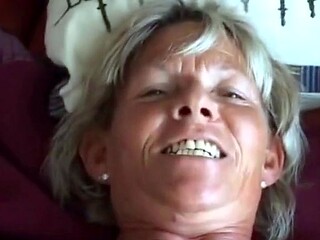 Mature Amateur's Blowjob Satisfaction