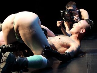 Axel Abysse Fist Pierced Through Yoshi Kawasaki Juicy Ass