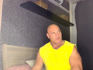 Mr Guru Solo Bodybuilder Friend Jerk off