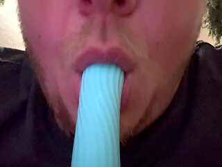 Sucking In Slow Mo - Dildo
