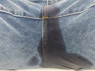 Bluejeans Pee Desperation in the Tub 2 Angles Close up