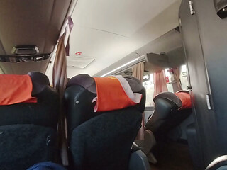 Casal no &Ocirc_nibus: Putaria, Exibi&ccedil_&atilde_o e Gozada em Plena Viagem