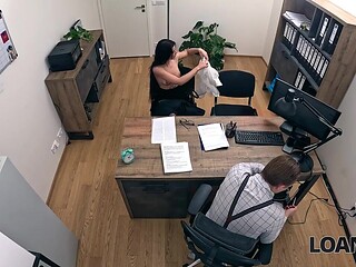 Skilful Office Massage Leads to Wet European Sex