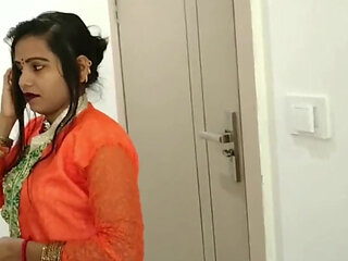 Hot makeup artist sunny leone about the actor fucking her